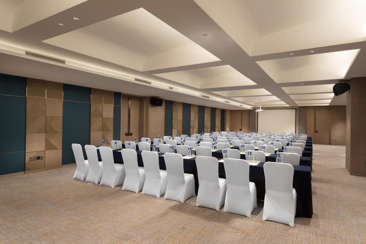 Holiday Inn Guiyang City Center By Ihg Экстерьер фото